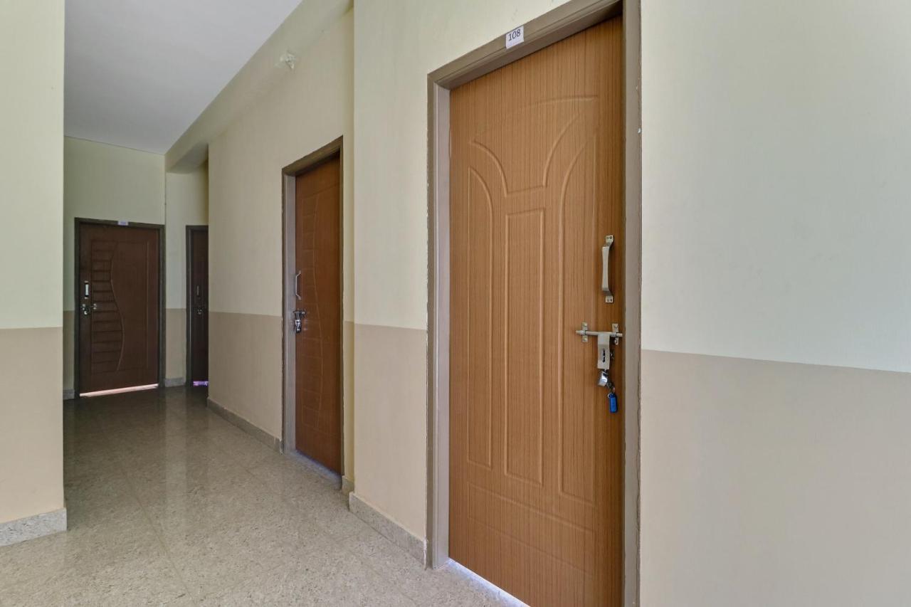 Spot On 76940 Sri Annapoorneshwari Residency Boarding & Lodging Hotel Hassan Exterior photo